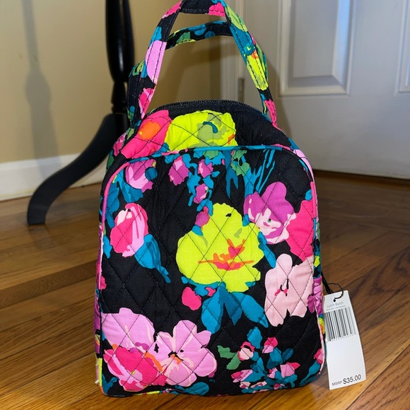 Vera Bradley Handbags - NWT Vera Bradley Lunch Bunch Insulated Lunch bag